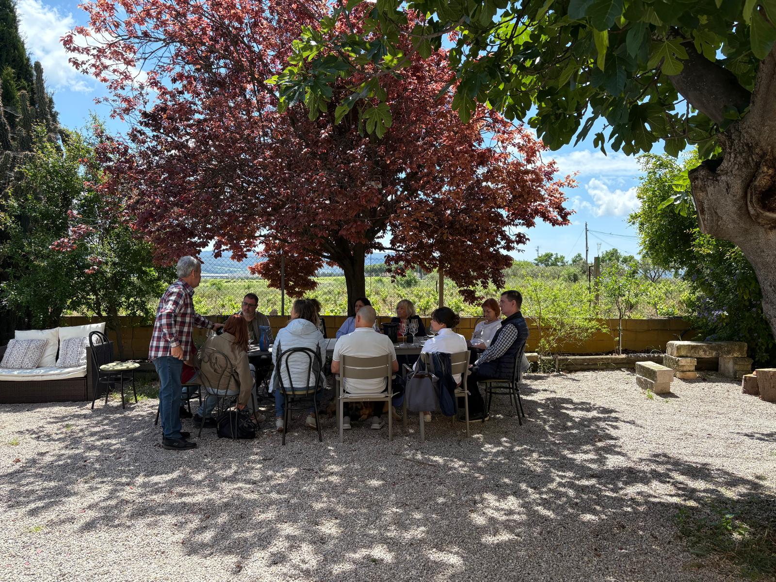 Taula de tast amb productes locals